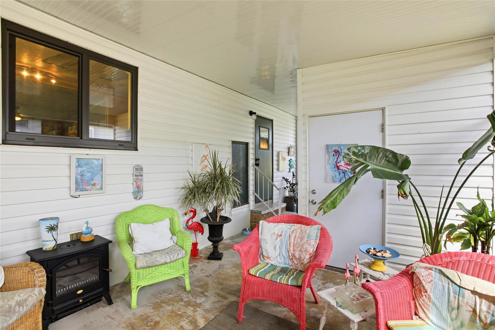 Image 39 of 59 For 15550 Burnt Store Road 231