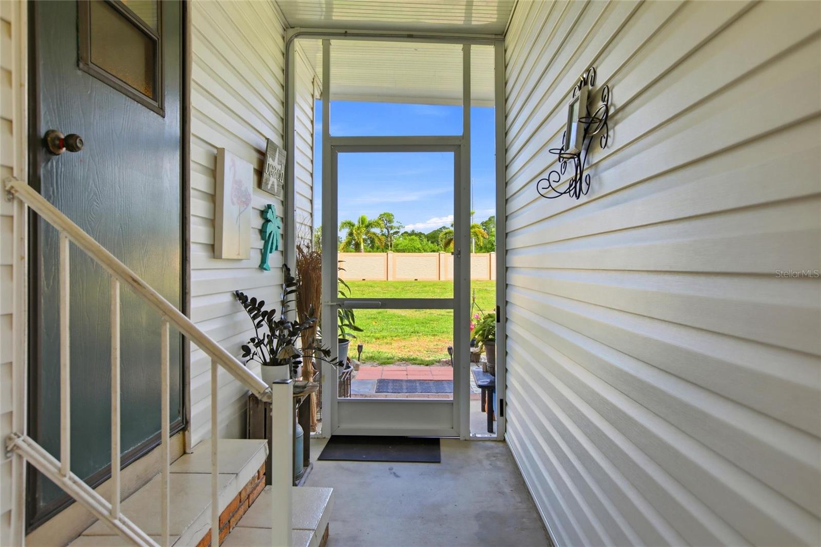 Image 42 of 59 For 15550 Burnt Store Road 231