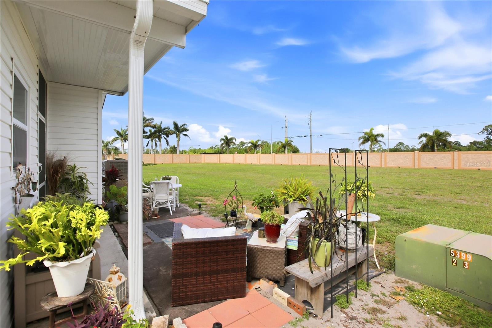 Image 44 of 59 For 15550 Burnt Store Road 231