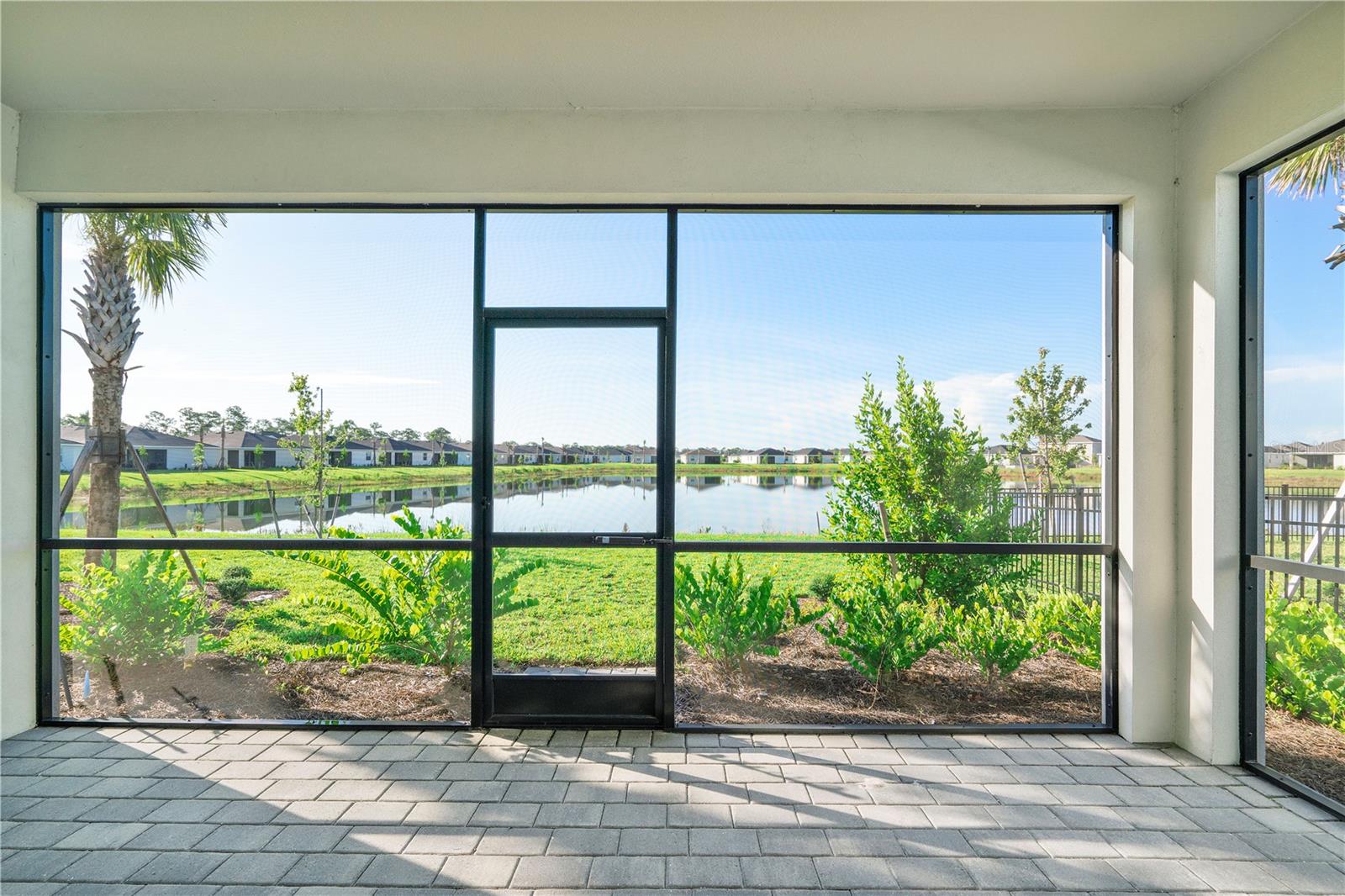 Image 27 of 46 For 17604 Fallen Branch Way