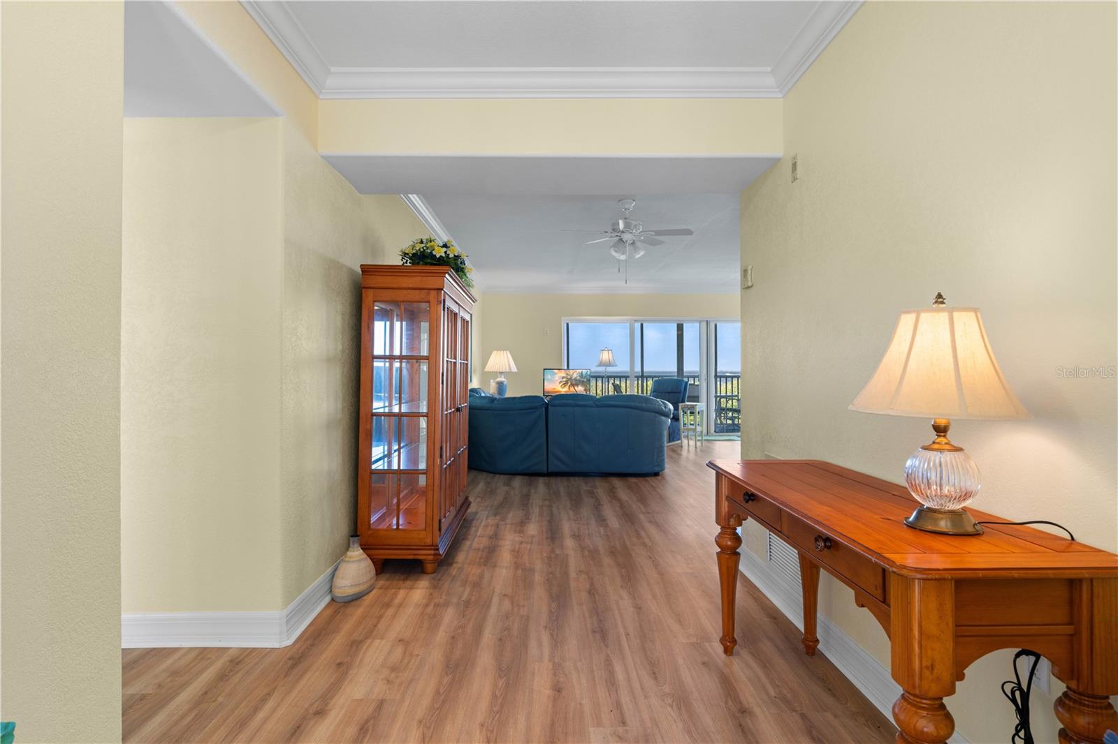 Image 20 of 64 For 101 Marion Court 215