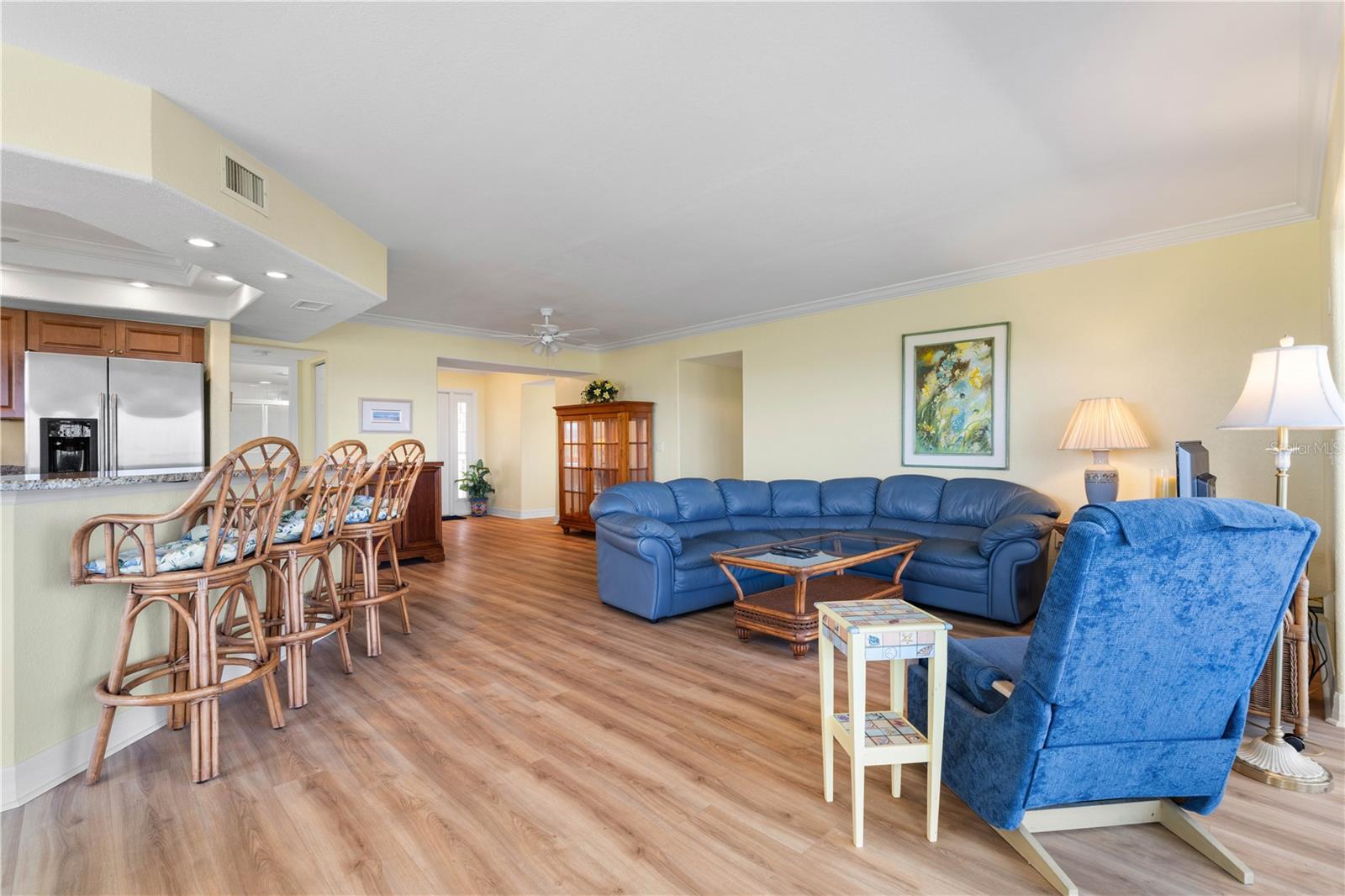 Image 3 of 64 For 101 Marion Court 215