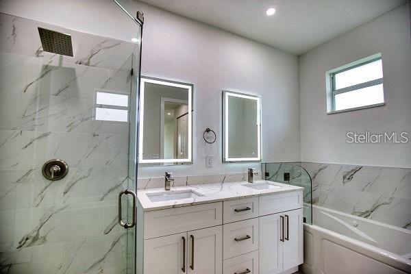 Image 10 of 29 For 17434 Oro Court