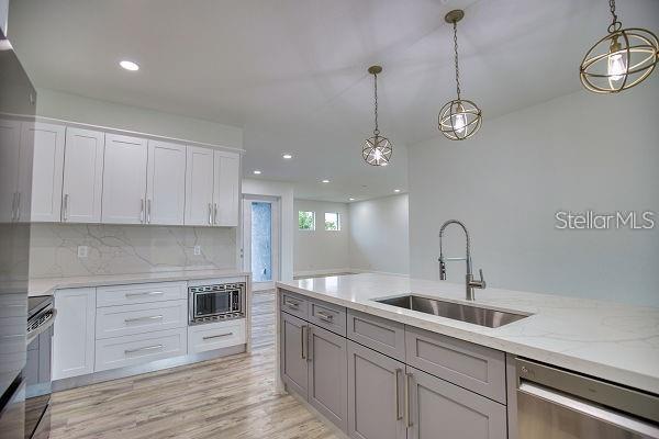 Image 22 of 29 For 17434 Oro Court