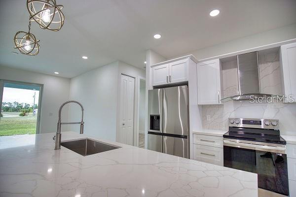 Image 24 of 29 For 17434 Oro Court