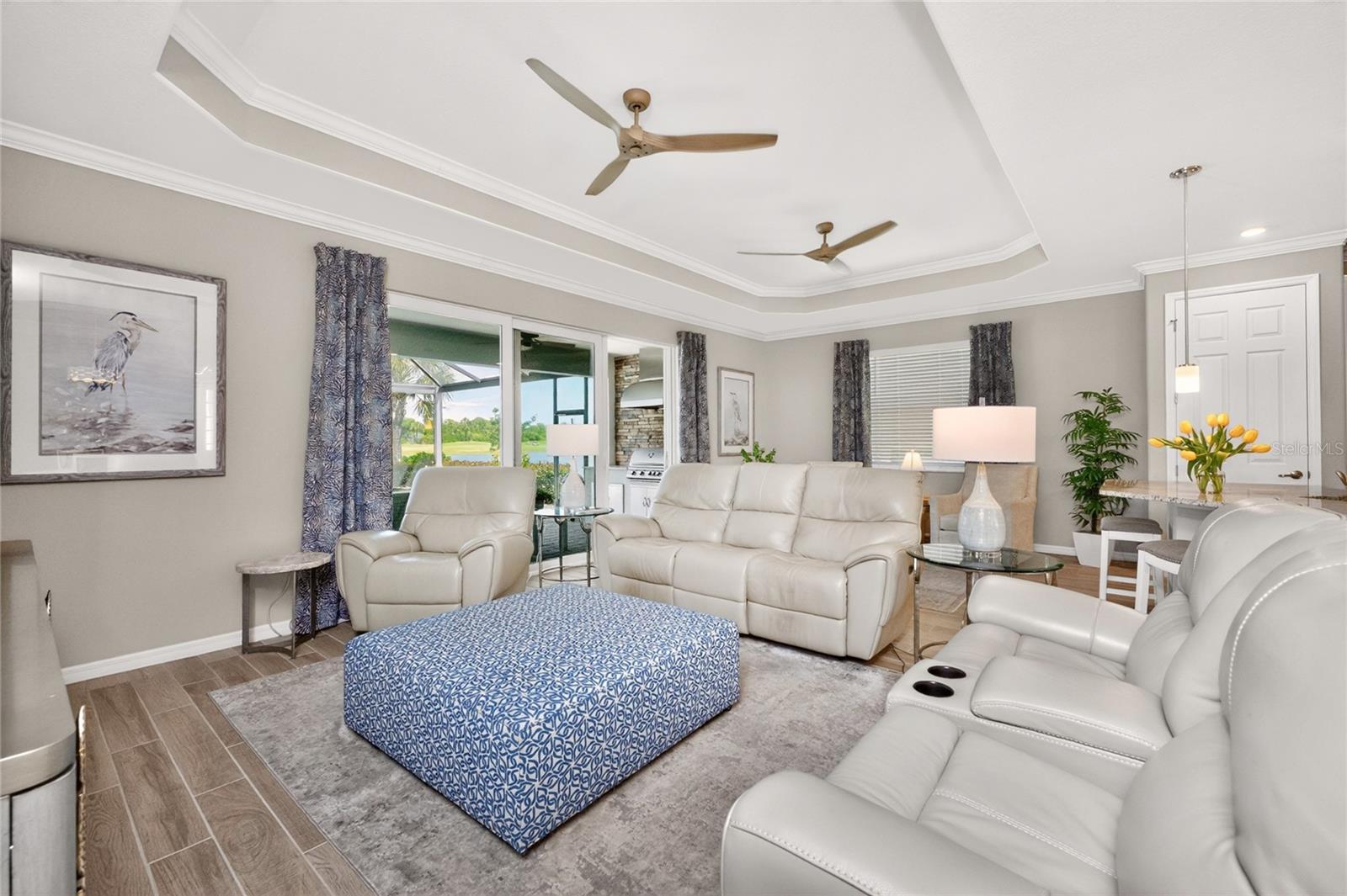 Image 16 of 62 For 25180 Longmeadow Drive