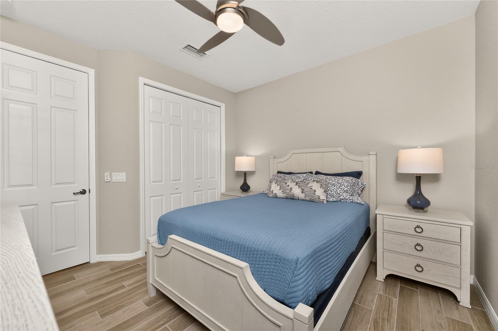 Image 30 of 62 For 25180 Longmeadow Drive