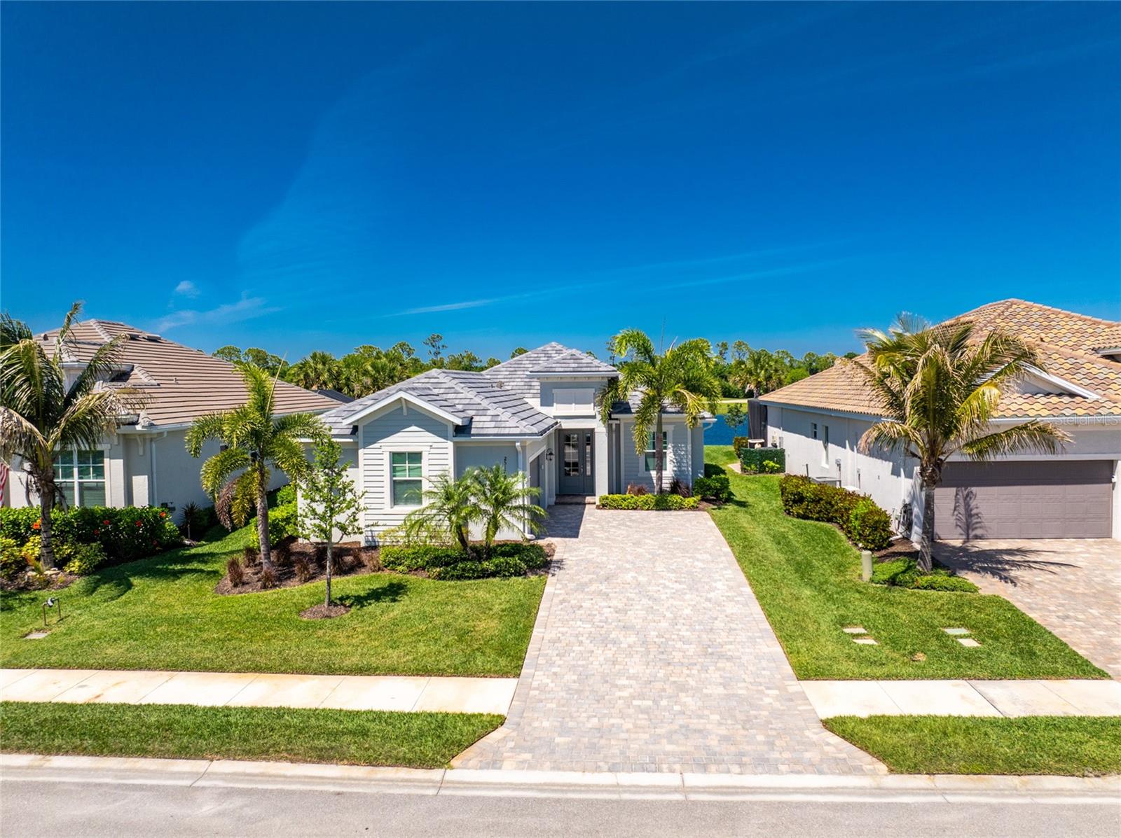 Image 46 of 62 For 25180 Longmeadow Drive