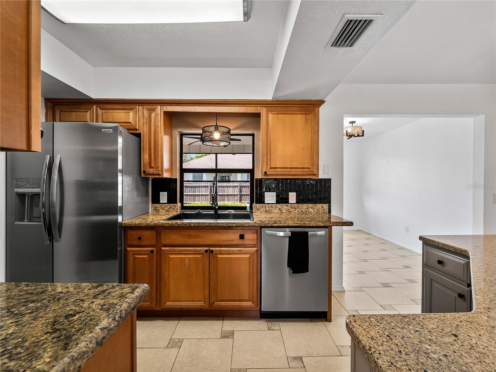 Image 13 of 51 For 1609 Kirkwood Street