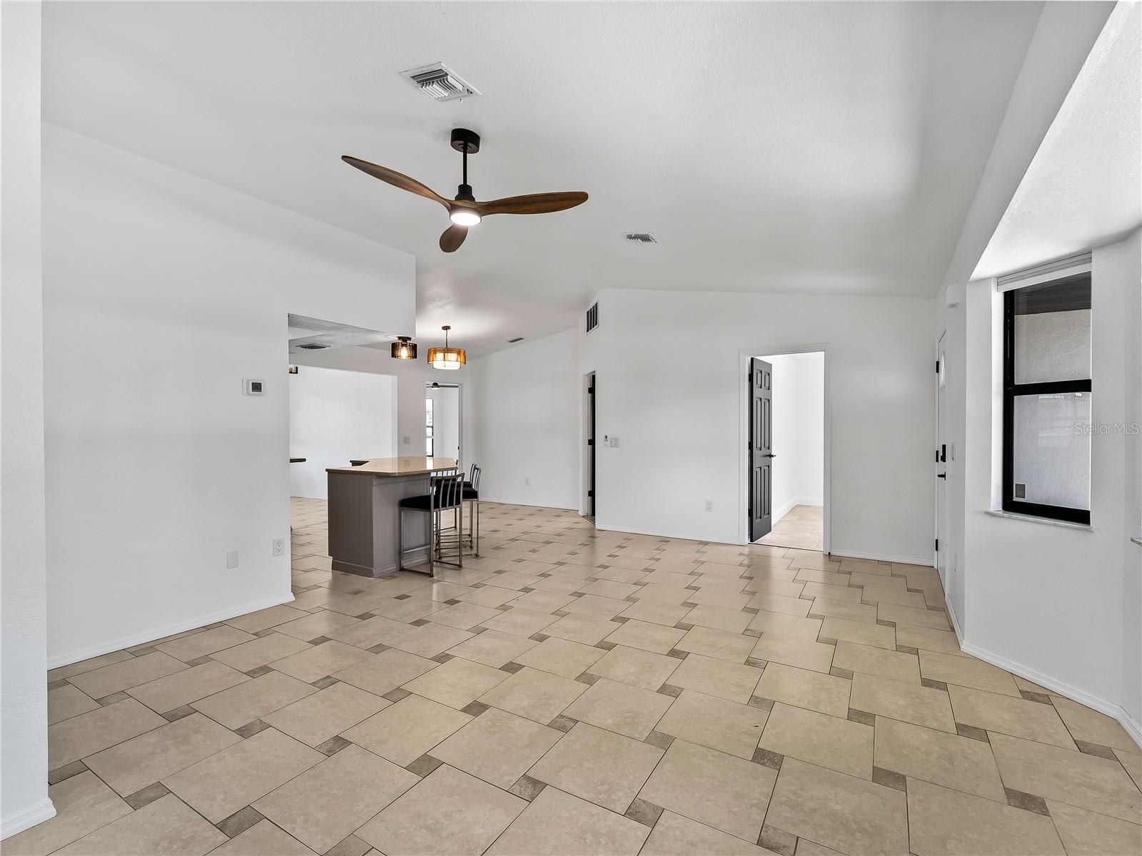 Image 8 of 51 For 1609 Kirkwood Street