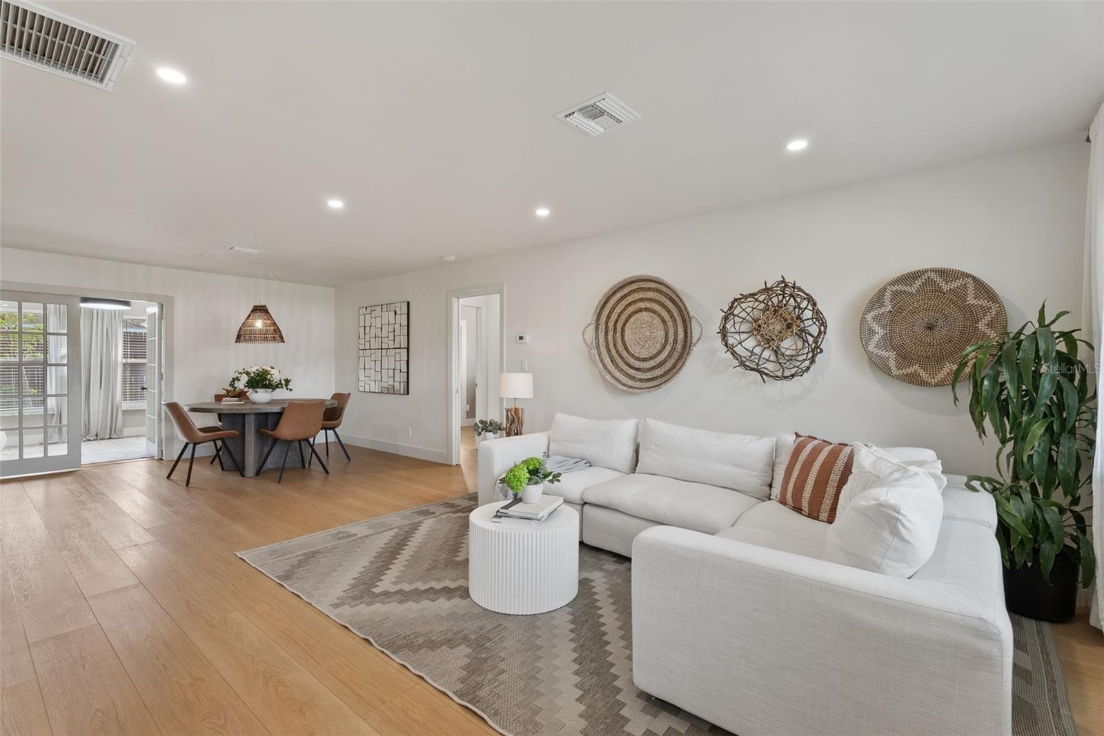 Image 15 of 48 For 3870 Sterling Road