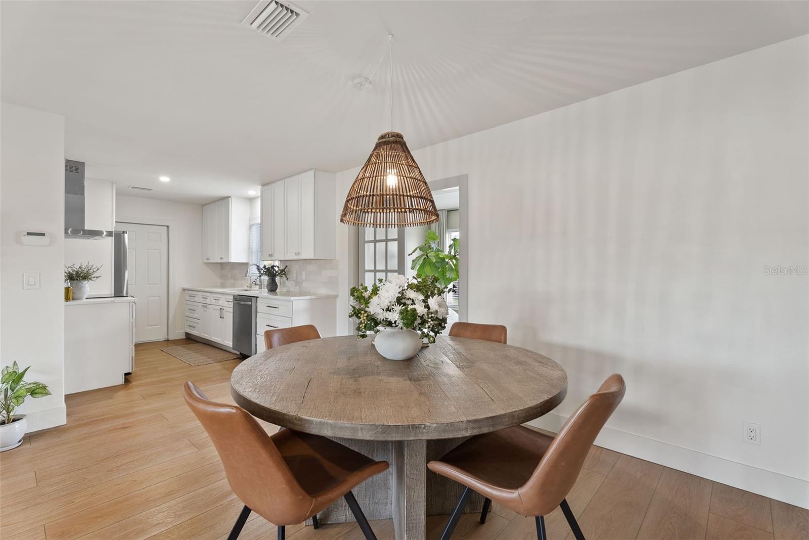 Image 18 of 48 For 3870 Sterling Road