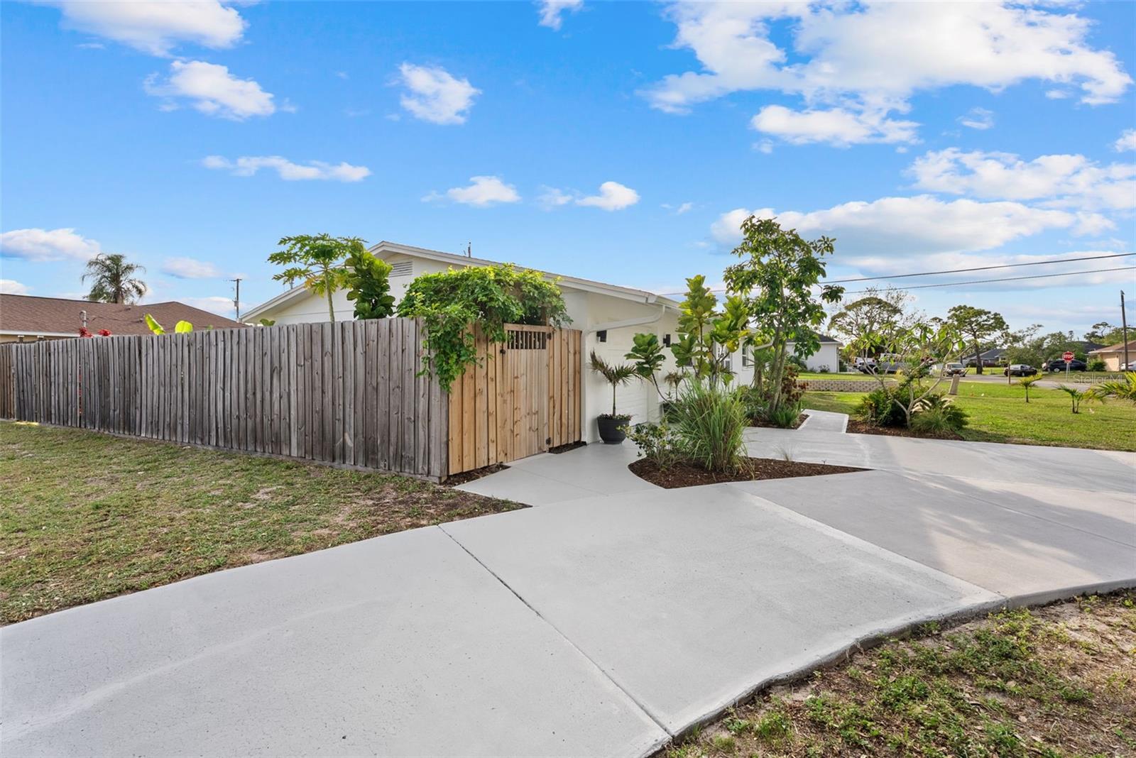 Image 2 of 48 For 3870 Sterling Road