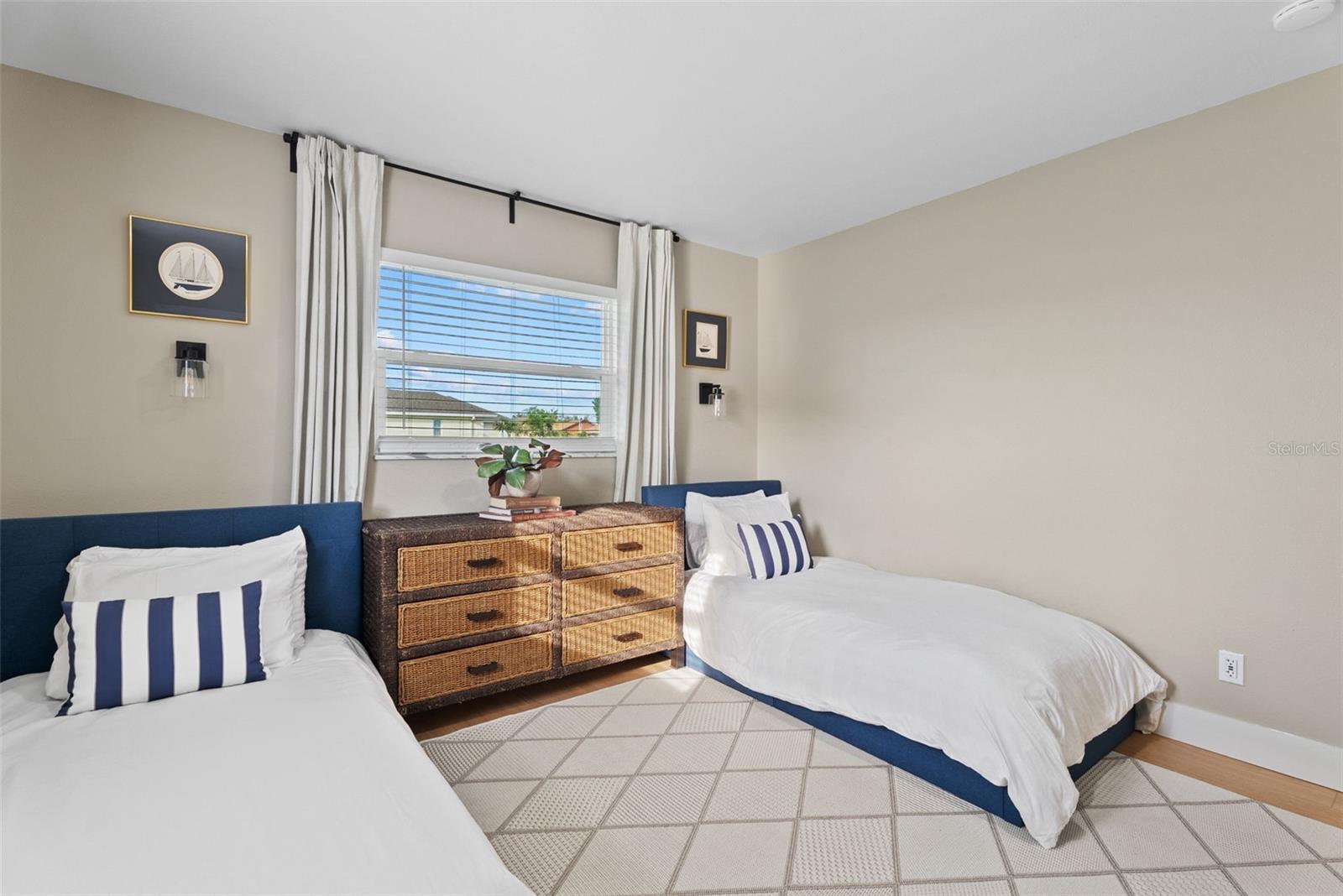 Image 33 of 48 For 3870 Sterling Road