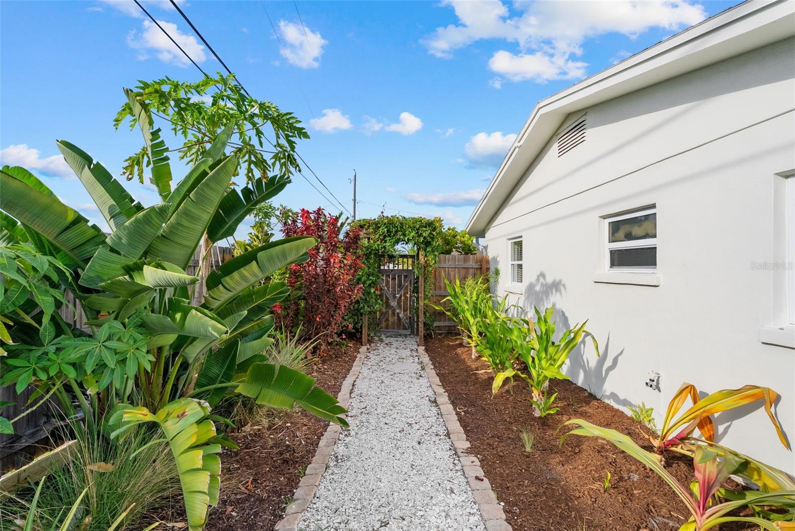 Image 9 of 48 For 3870 Sterling Road