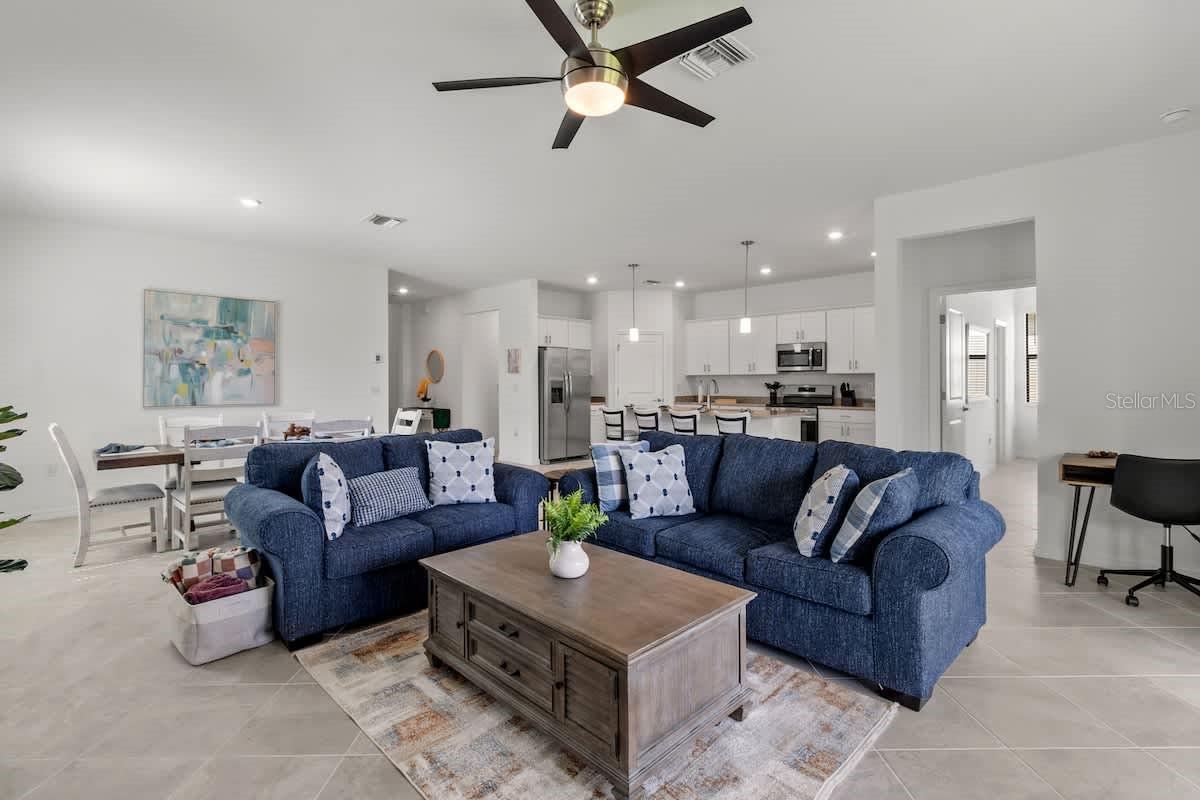 Image 9 of 59 For 1638 Saddlewood Circle