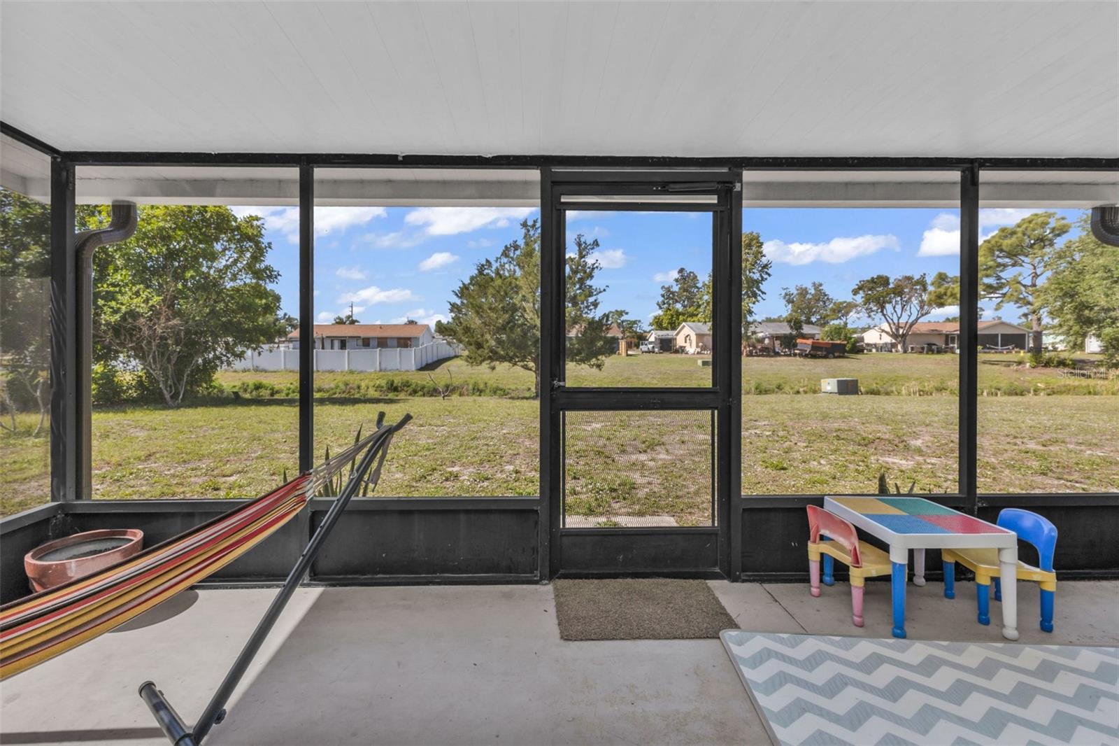 Image 22 of 28 For 5919 Hobhill Avenue