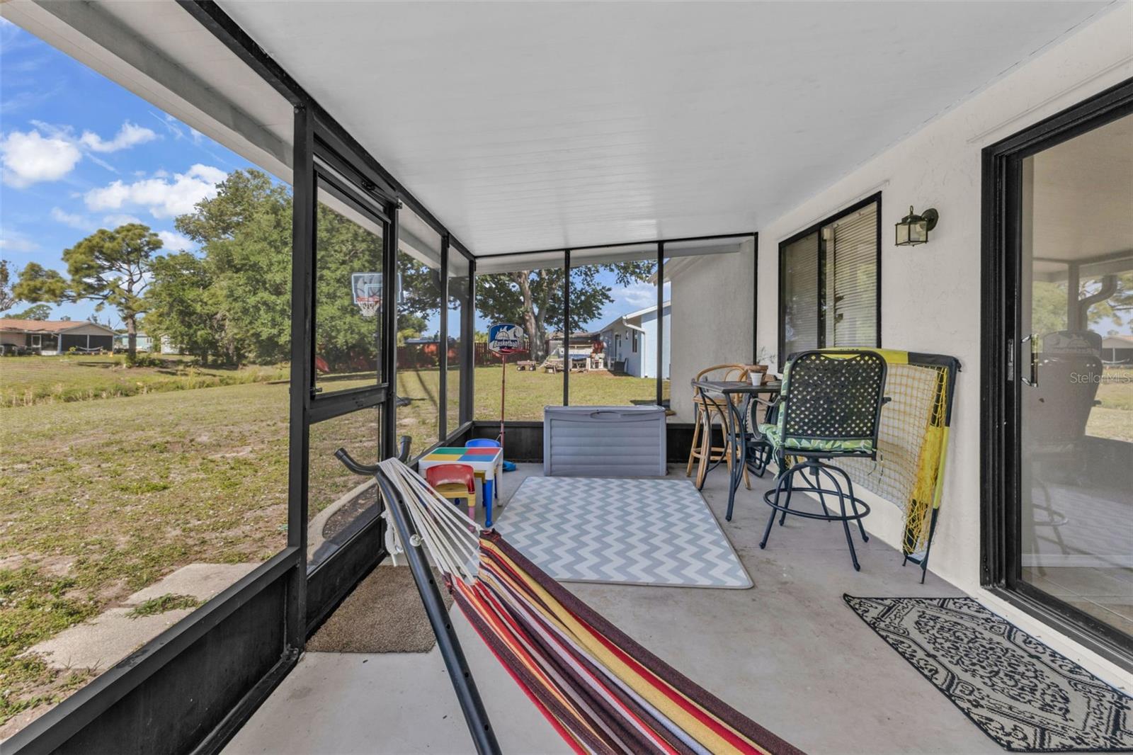 Image 23 of 28 For 5919 Hobhill Avenue