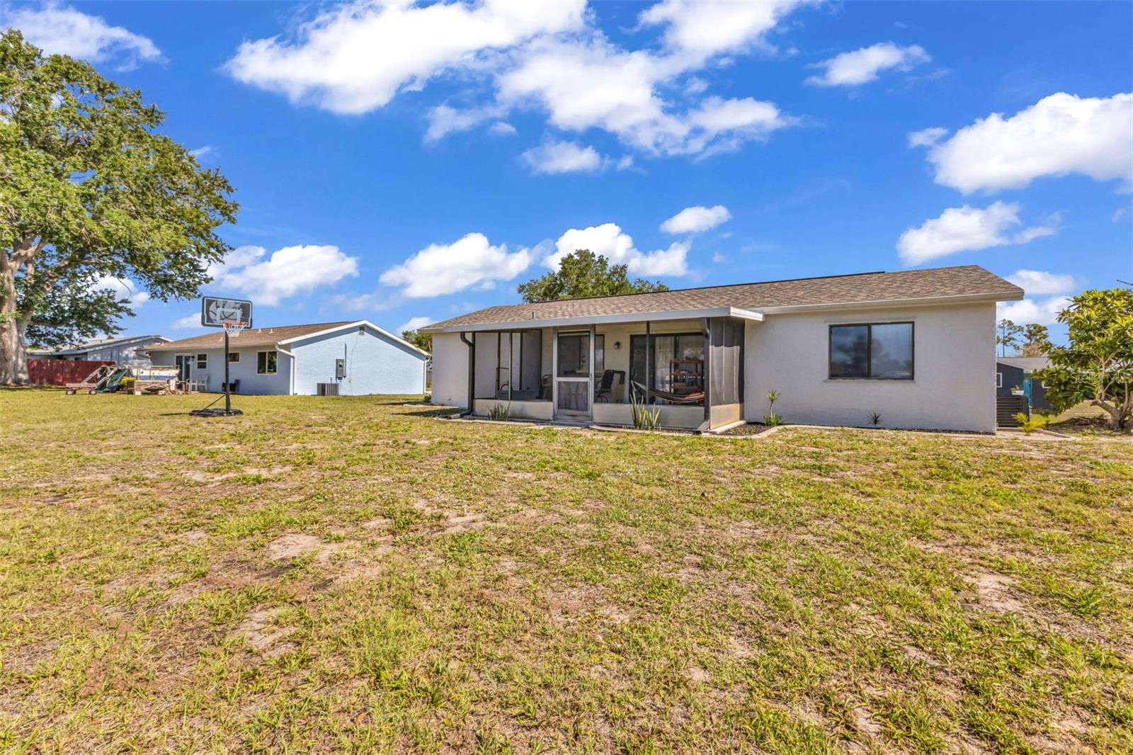 Image 26 of 28 For 5919 Hobhill Avenue