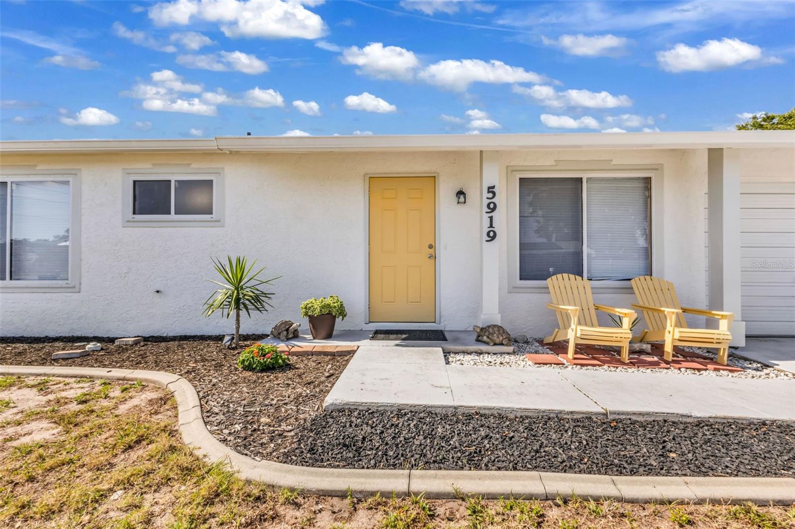 Image 4 of 28 For 5919 Hobhill Avenue