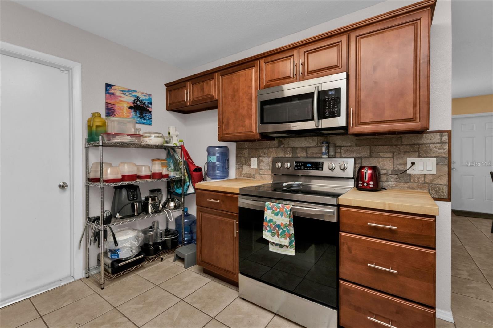 Image 9 of 28 For 5919 Hobhill Avenue