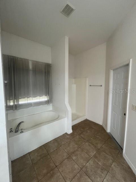 Image 10 of 20 For 5566 Lavender Avenue