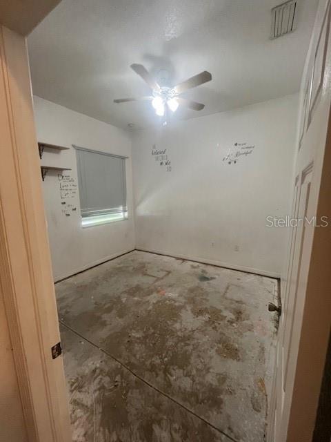 Image 14 of 20 For 5566 Lavender Avenue