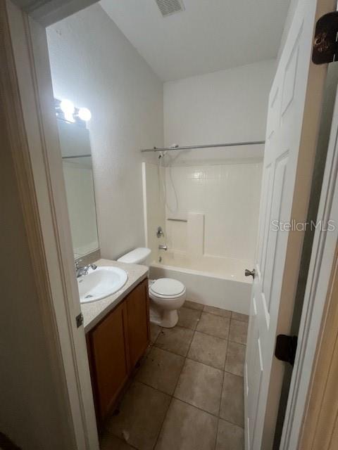 Image 15 of 20 For 5566 Lavender Avenue