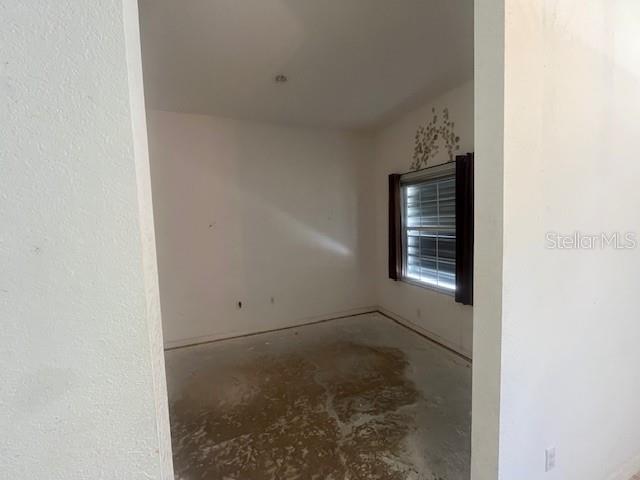 Image 4 of 20 For 5566 Lavender Avenue