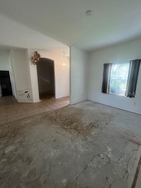 Image 8 of 20 For 5566 Lavender Avenue