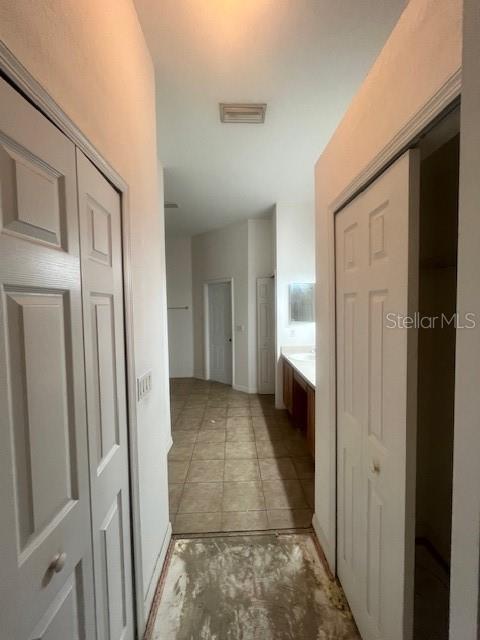 Image 9 of 20 For 5566 Lavender Avenue