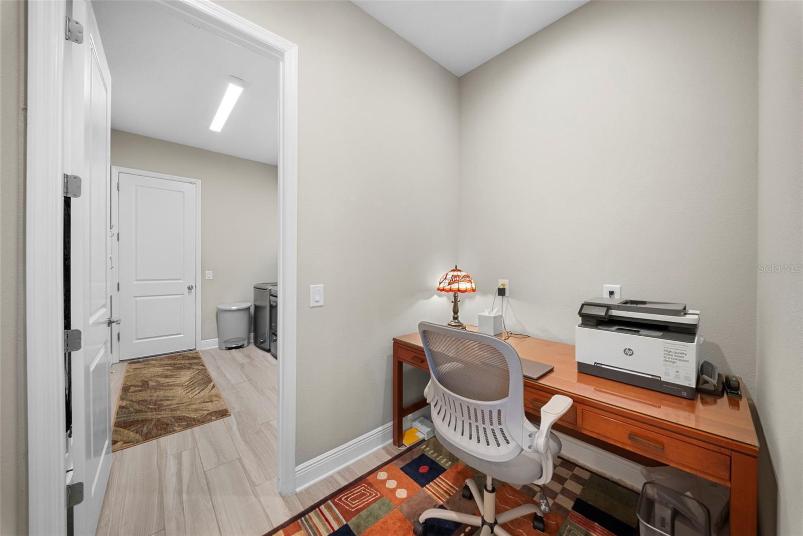 Image 19 of 72 For 21244 Holmes Circle