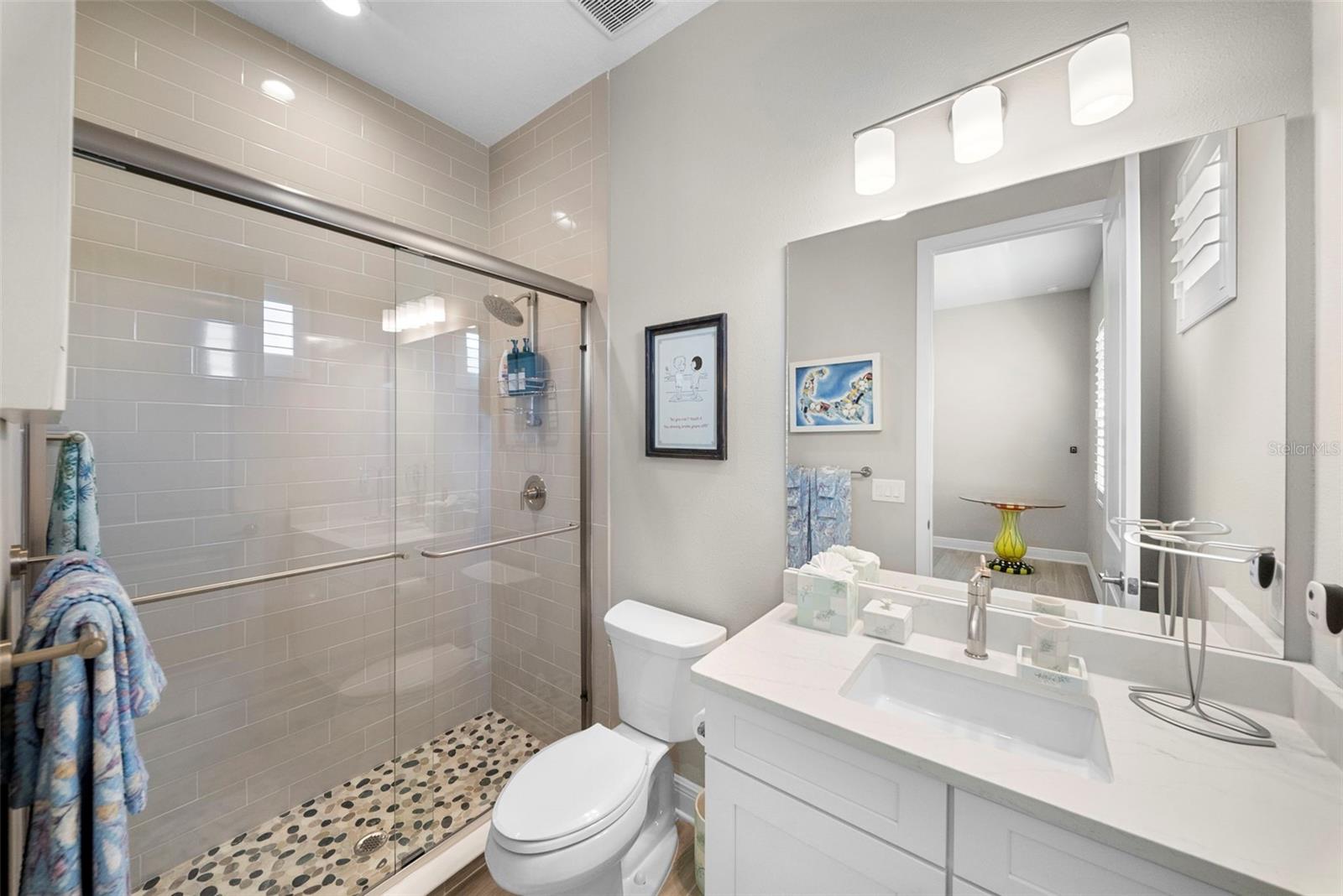 Image 25 of 72 For 21244 Holmes Circle