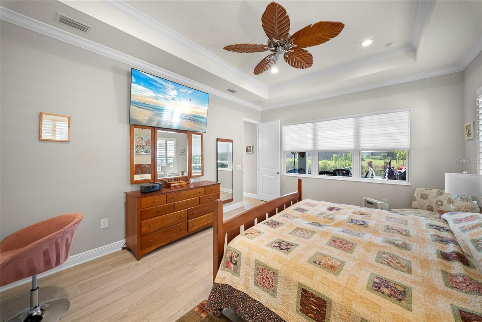 Image 33 of 72 For 21244 Holmes Circle