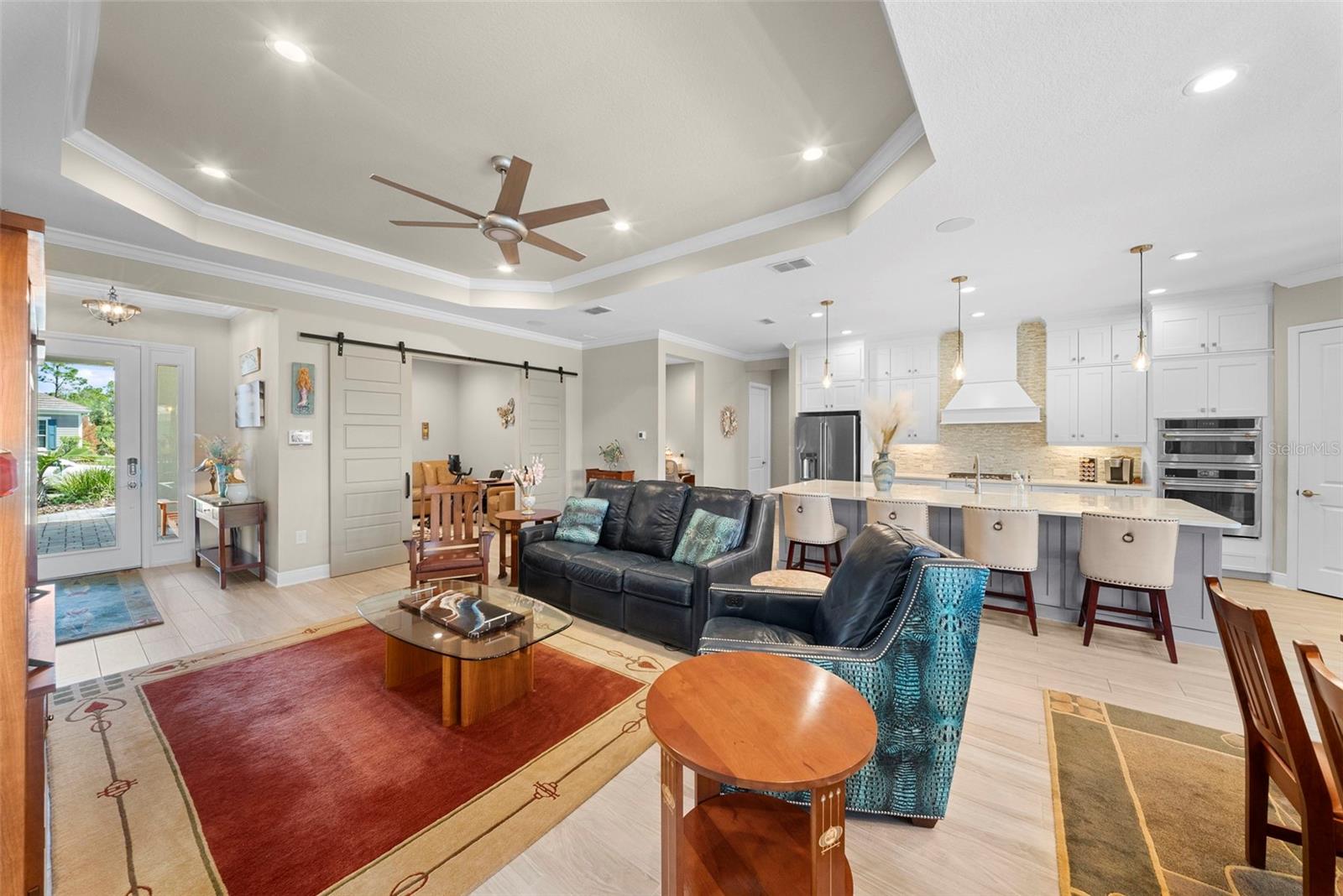 Image 9 of 72 For 21244 Holmes Circle