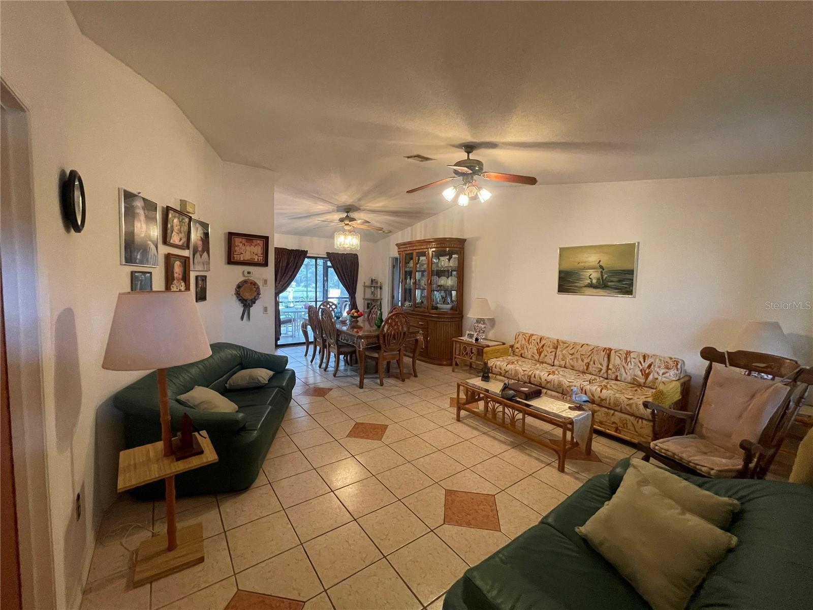 Image 9 of 41 For 5662 Salford Boulevard