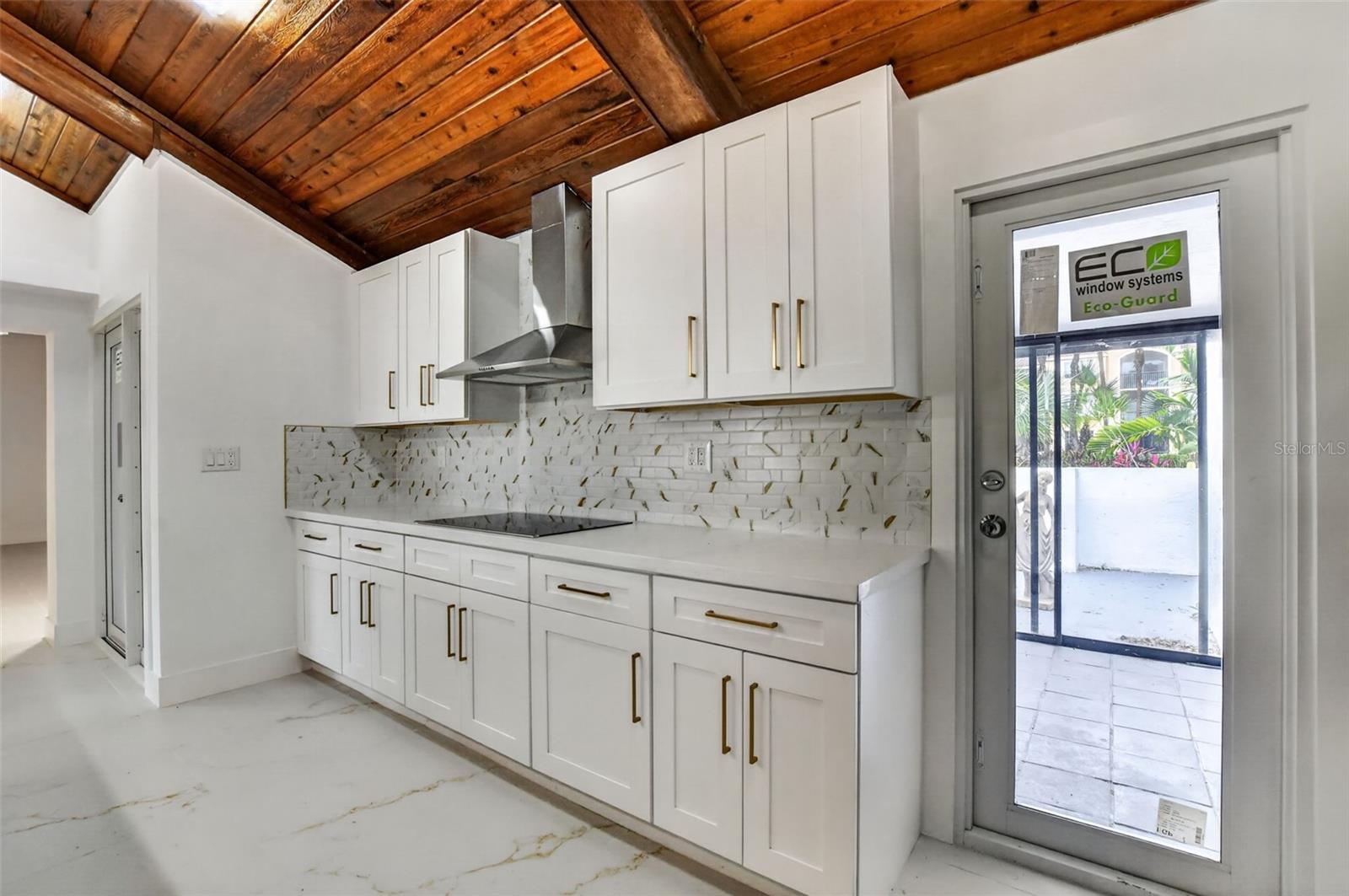 Image 10 of 62 For 4701 1st Place