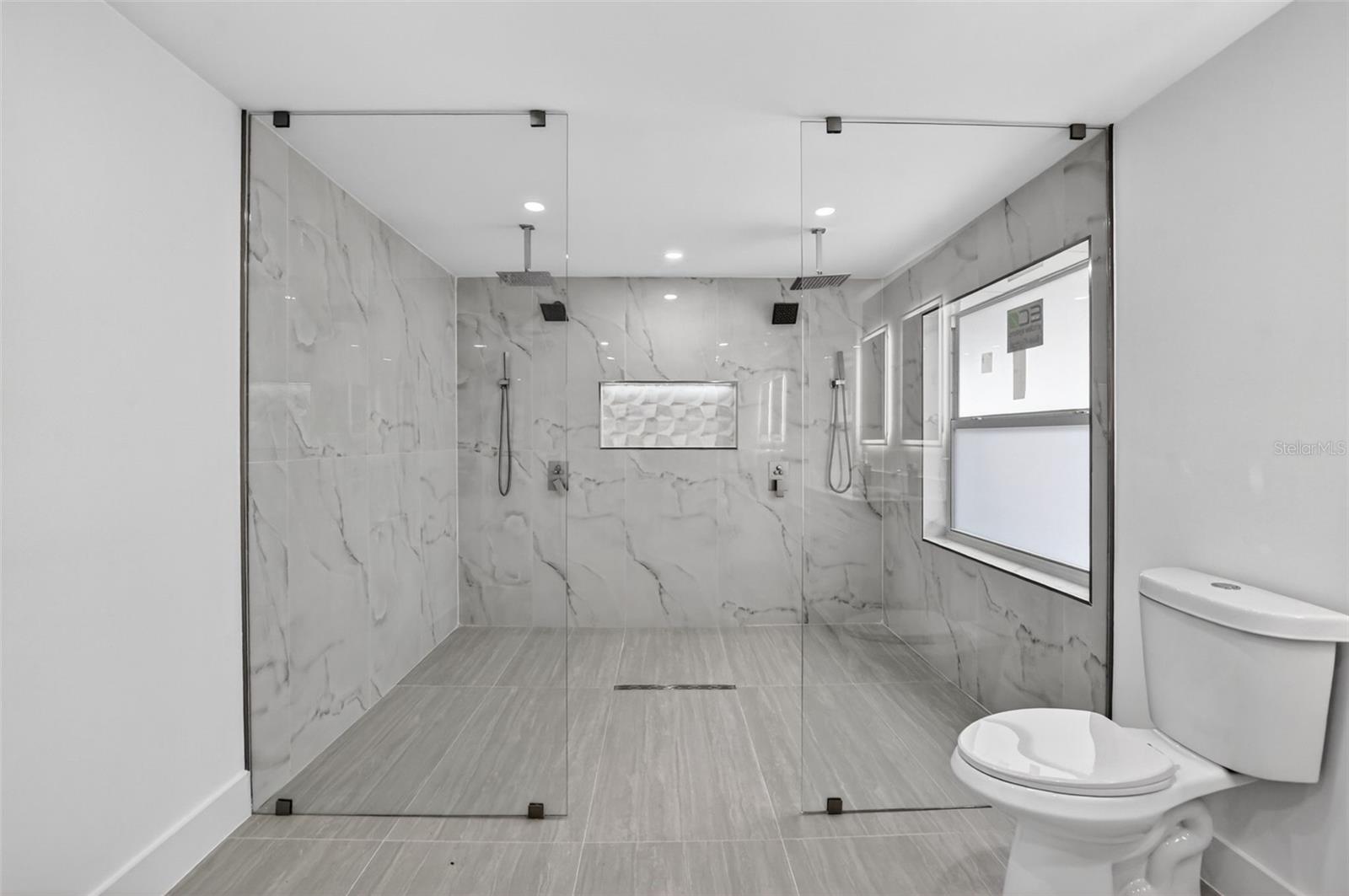 Image 24 of 62 For 4701 1st Place