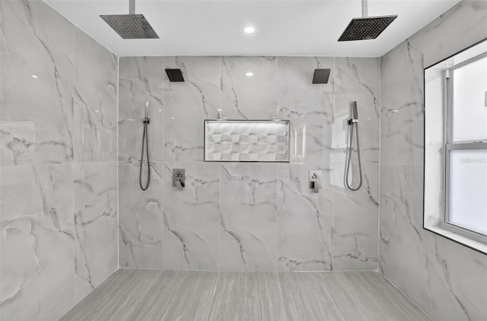 Image 26 of 62 For 4701 1st Place