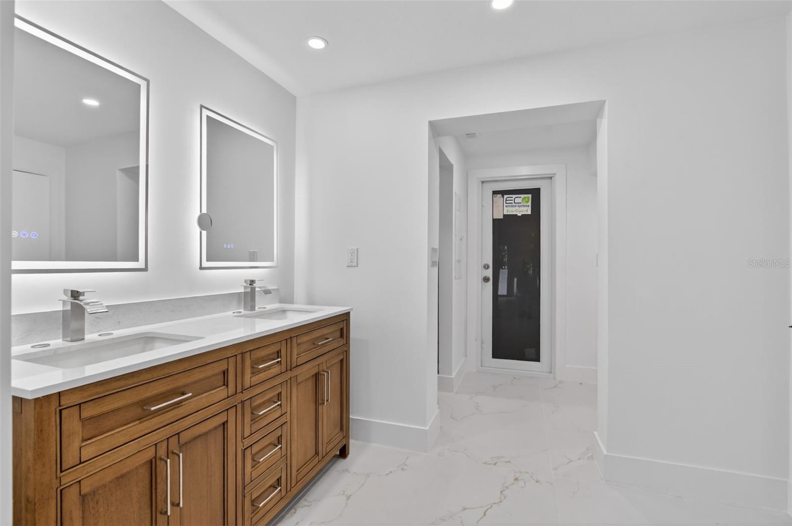 Image 33 of 62 For 4701 1st Place