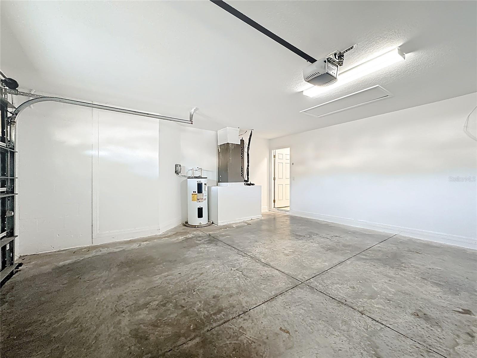 Image 21 of 25 For 15448 Long Cypress Drive