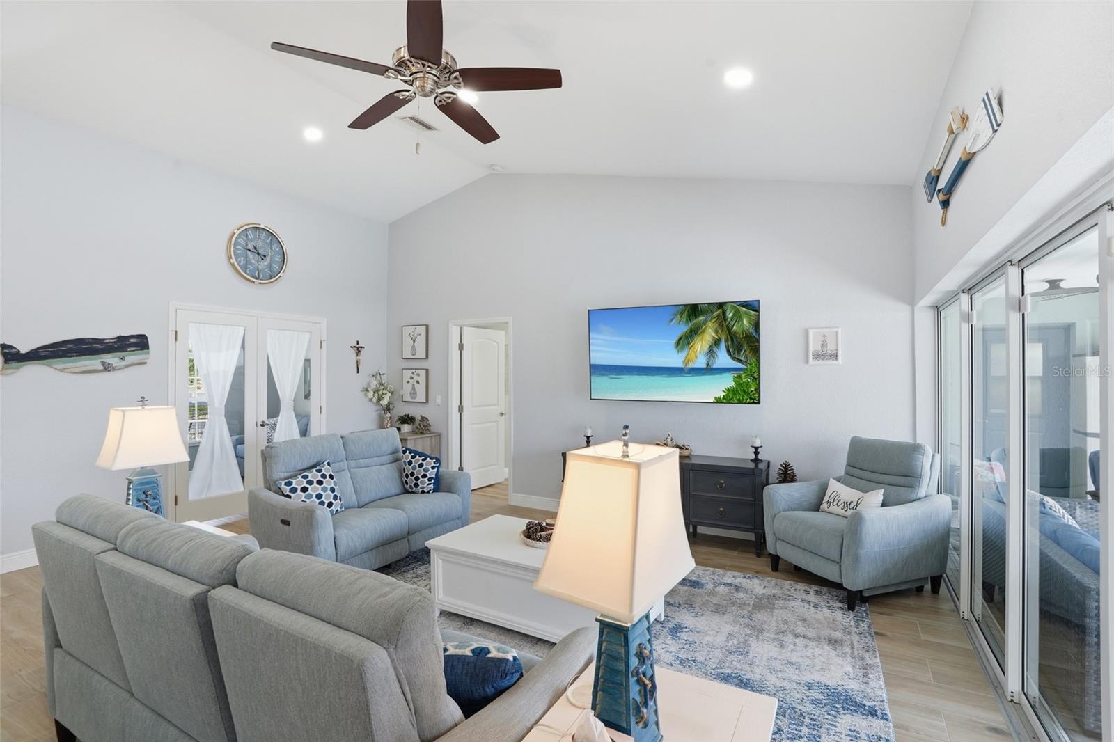 Image 11 of 49 For 521 Peeples Drive