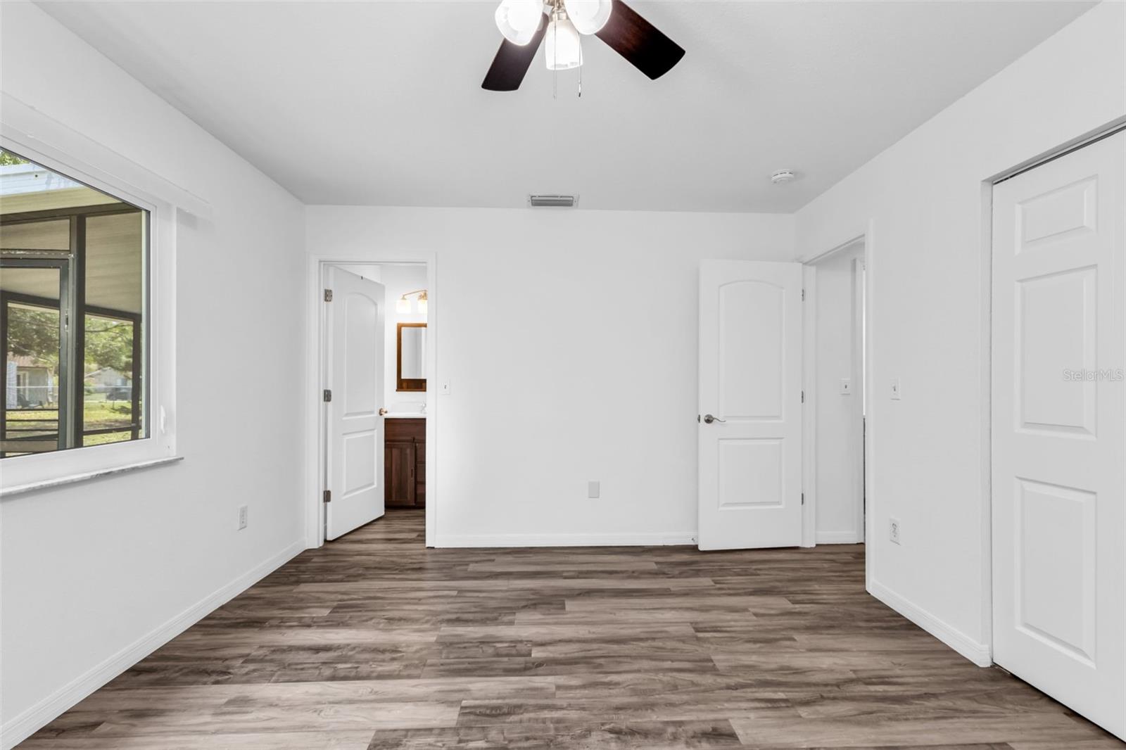 Image 24 of 70 For 6640 Electra Avenue