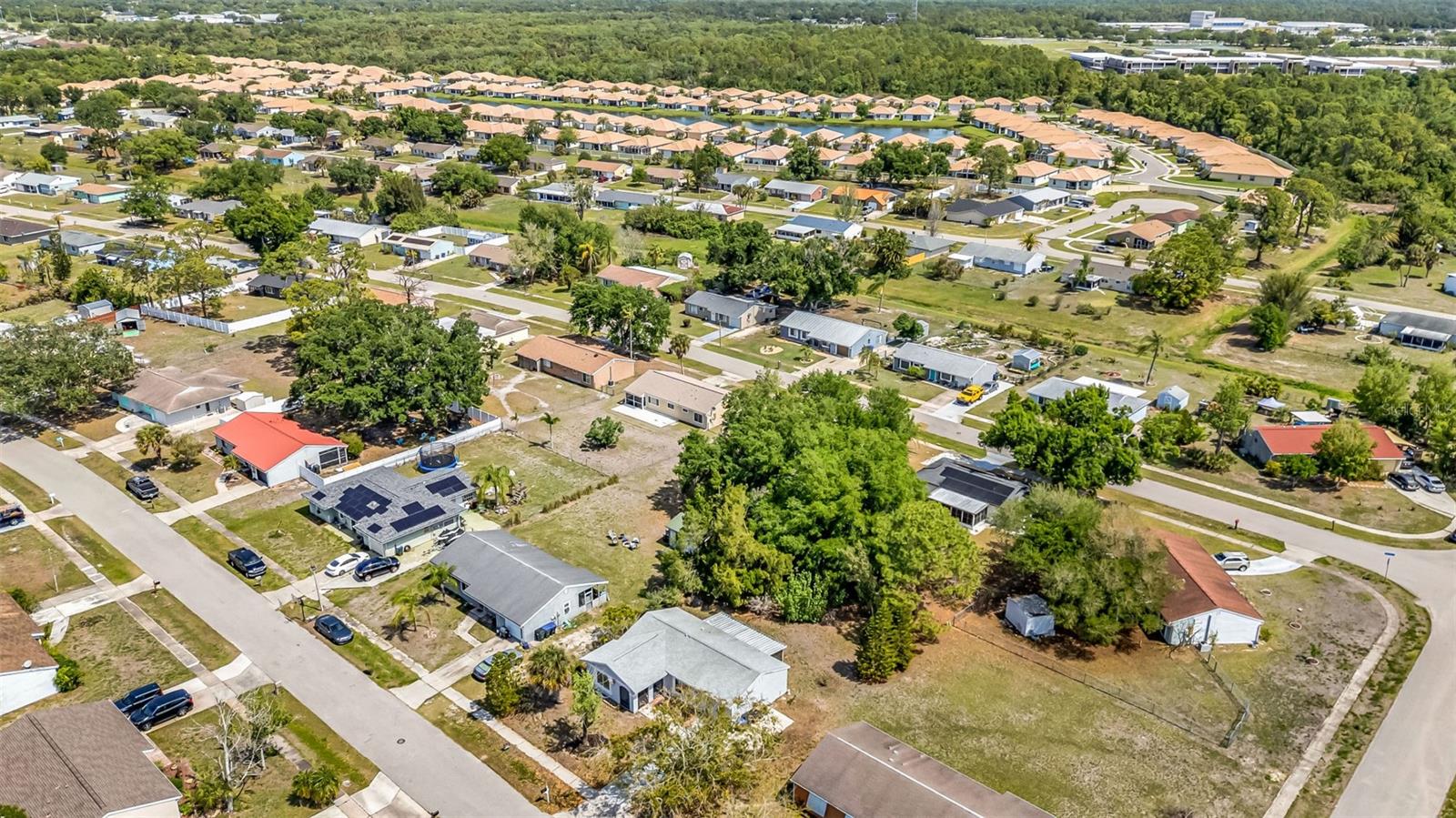 Image 43 of 70 For 6640 Electra Avenue