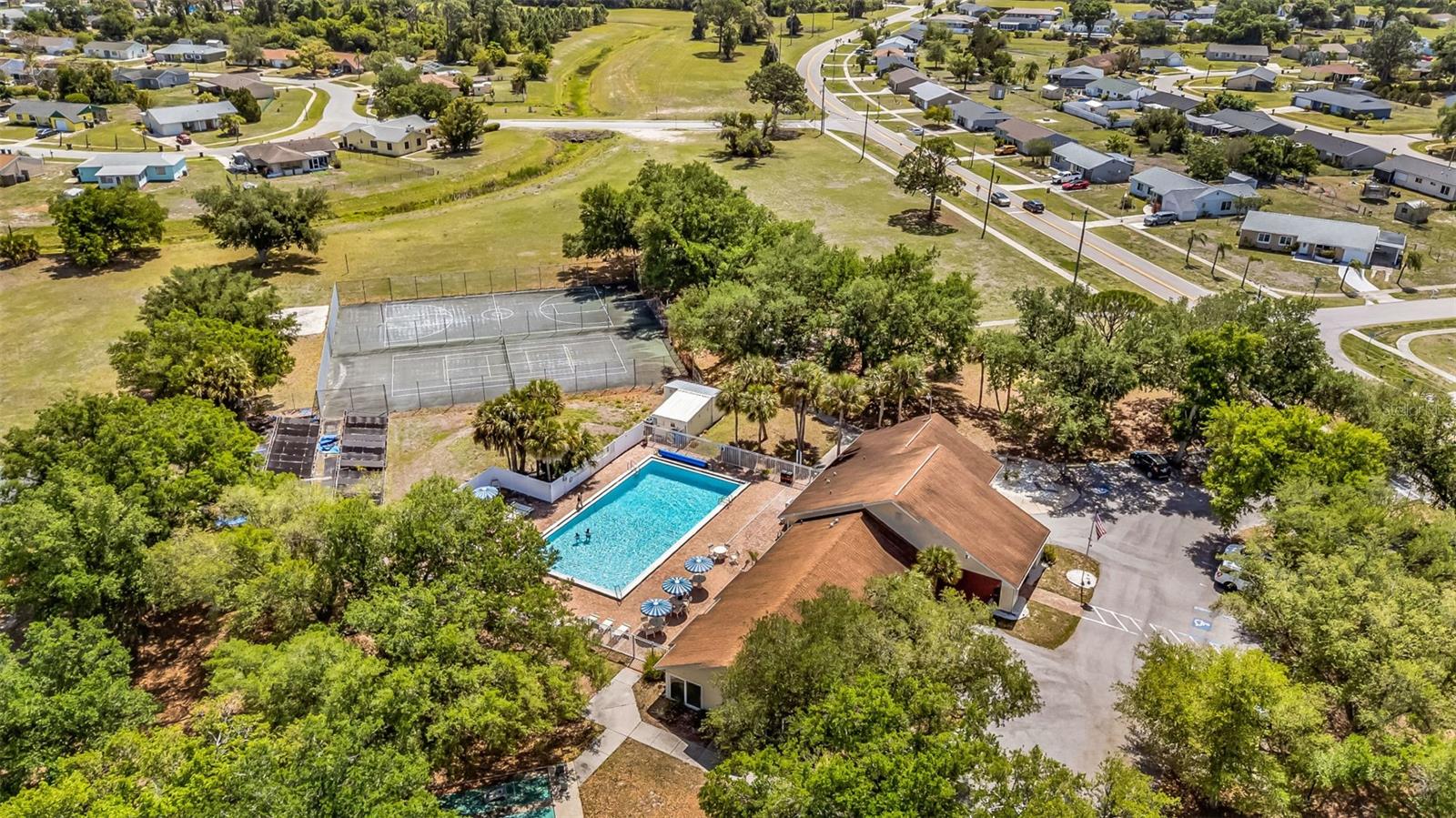 Image 63 of 70 For 6640 Electra Avenue