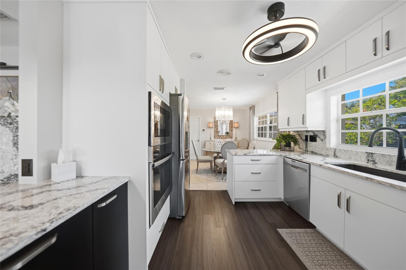 Image 9 of 31 For 374 Severin Road Se