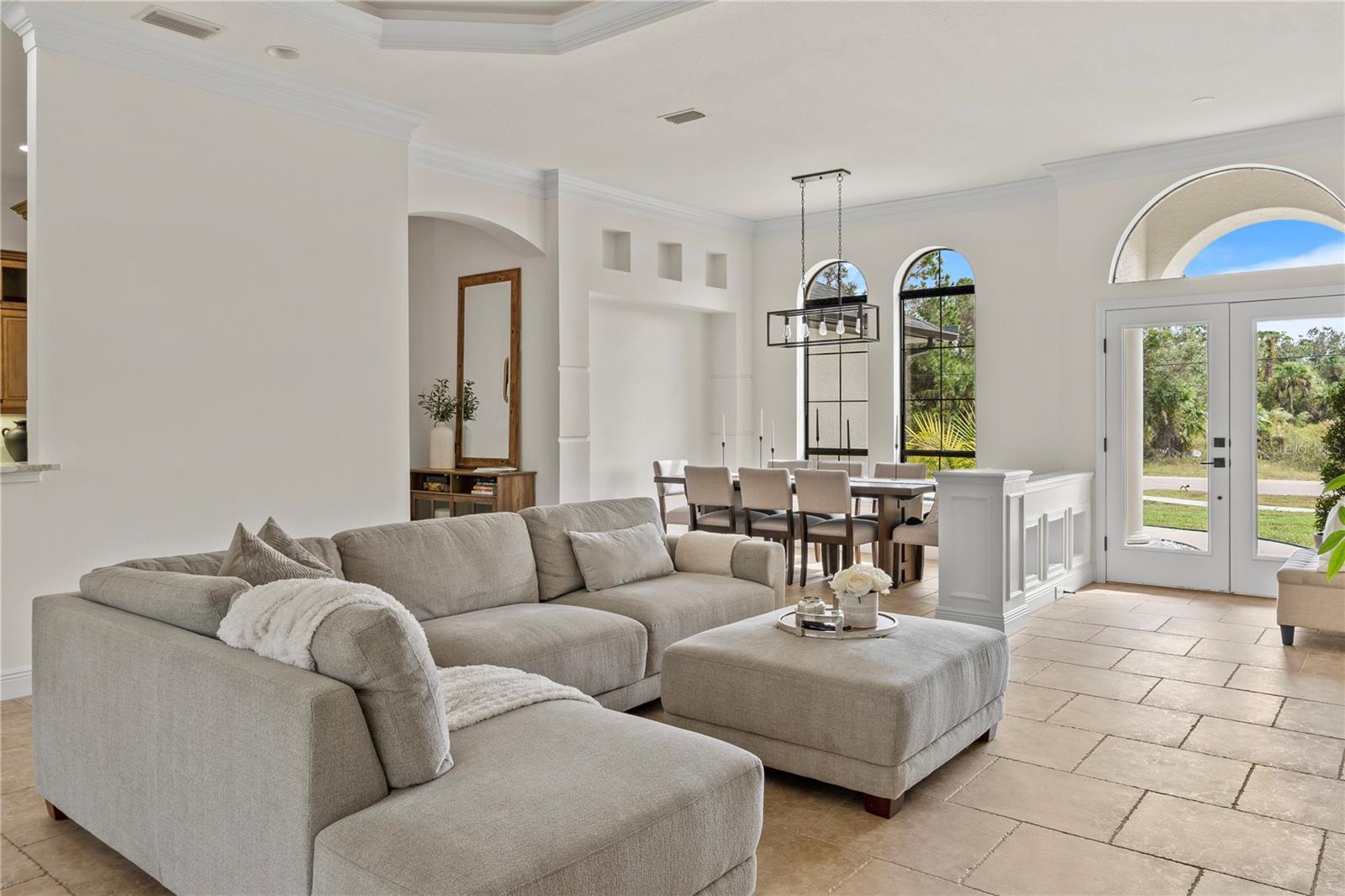 Image 10 of 51 For 3393 Haberland Boulevard