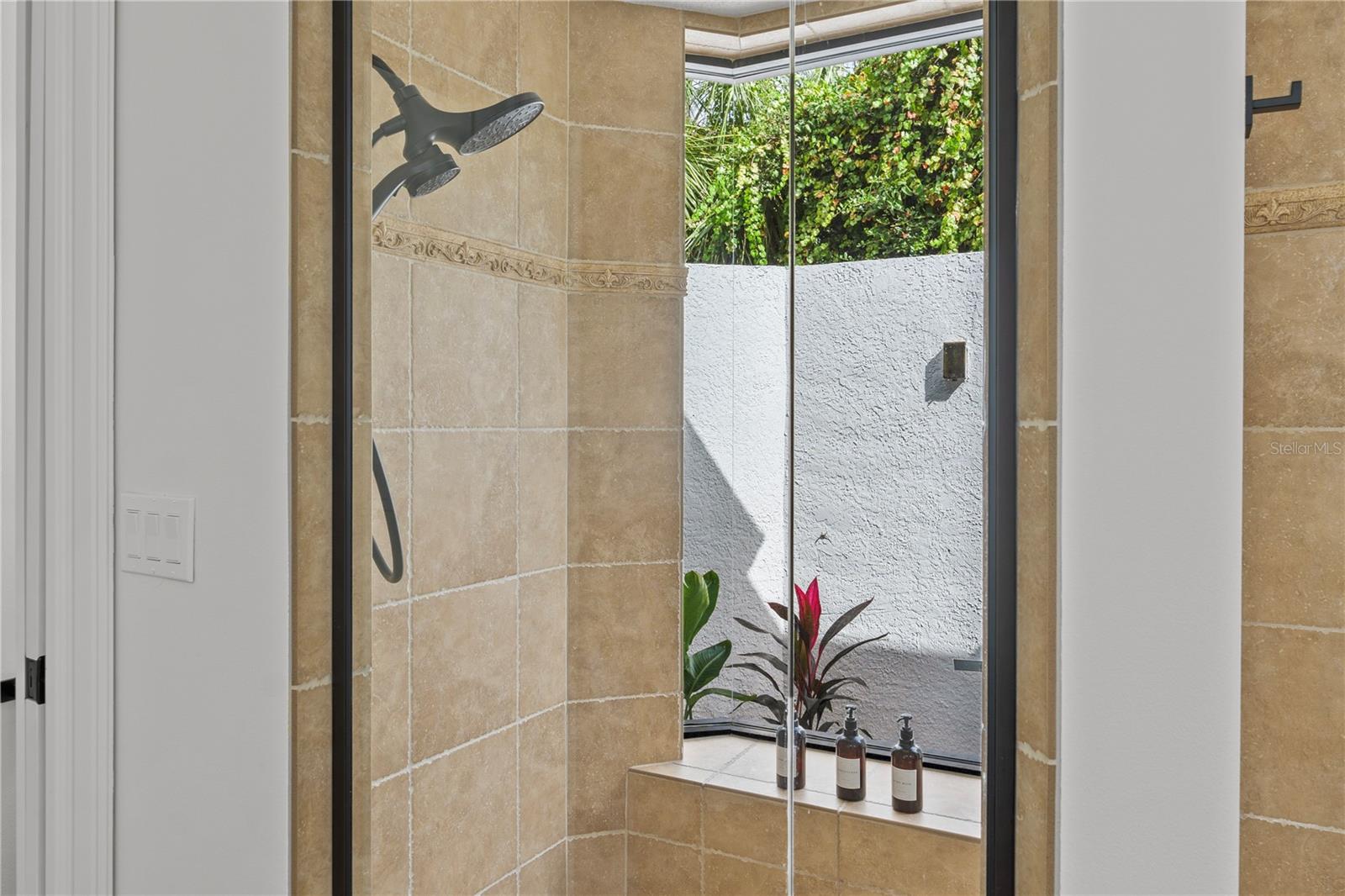 Image 32 of 51 For 3393 Haberland Boulevard