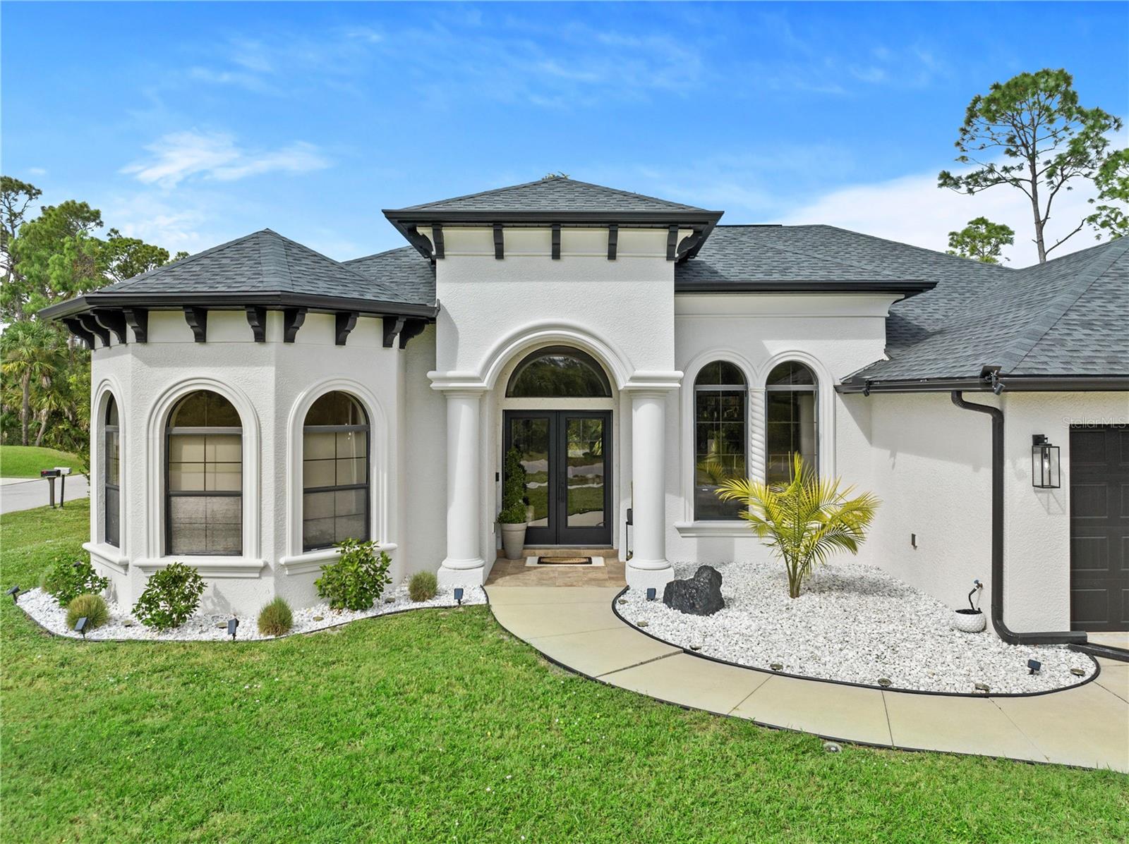 Image 4 of 51 For 3393 Haberland Boulevard