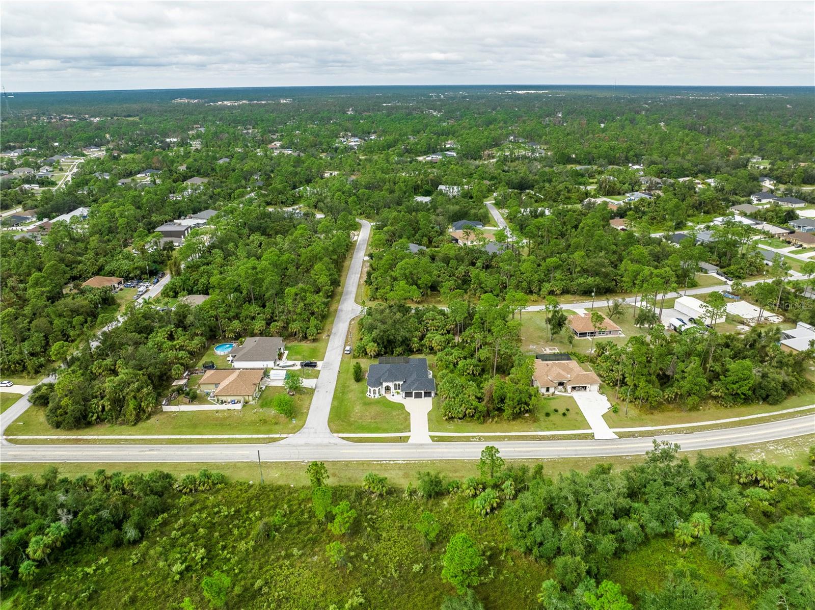 Image 43 of 51 For 3393 Haberland Boulevard